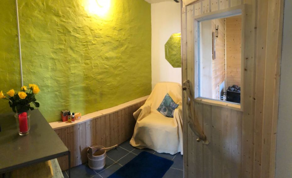 32747799-1f06-4d89-a374-7fce1aeecac0 2